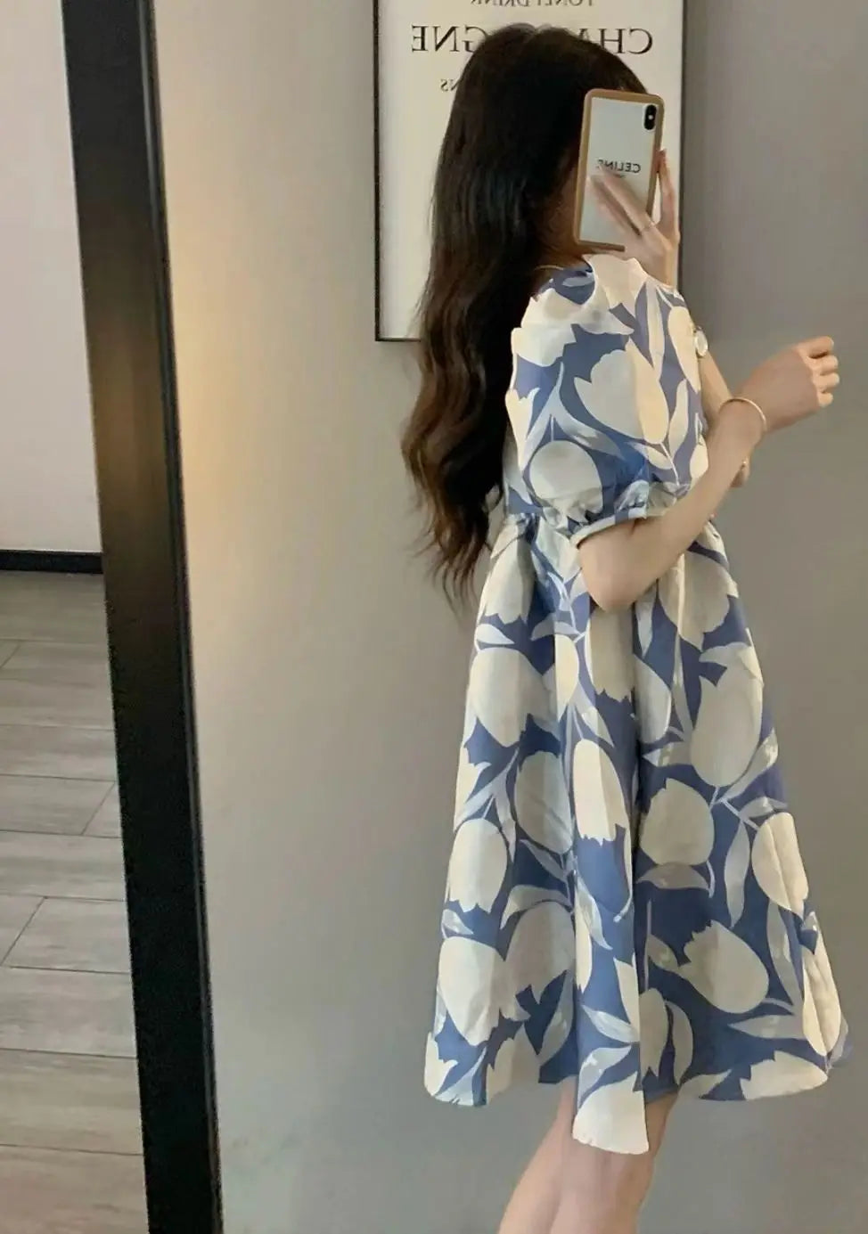 Fashionable Printed Puff Sleeves for Women's Versatile Dress
