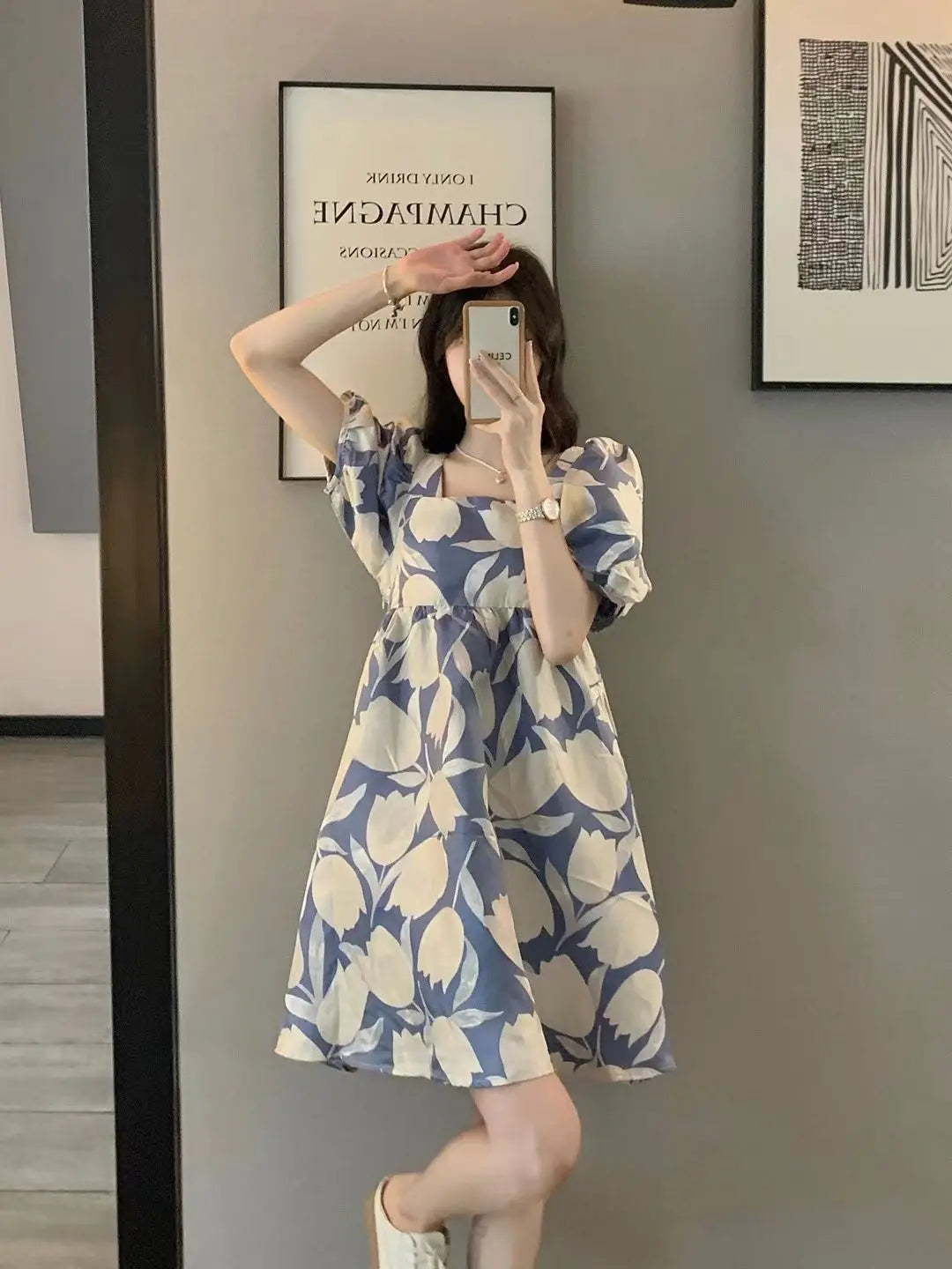Fashionable Printed Puff Sleeves for Women's Versatile Dress